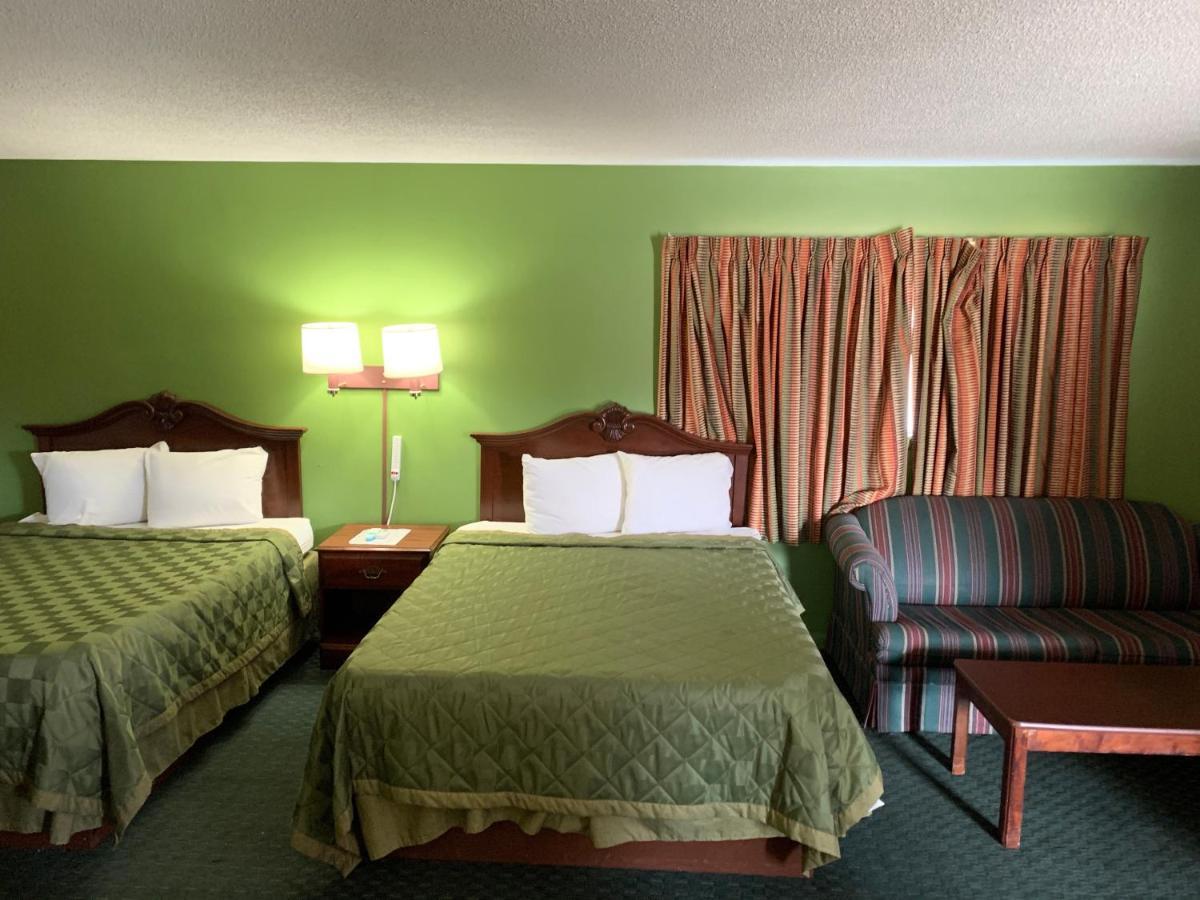 劳伦斯维尔盖斯莱特汽车旅馆 Lawrenceville 外观 照片